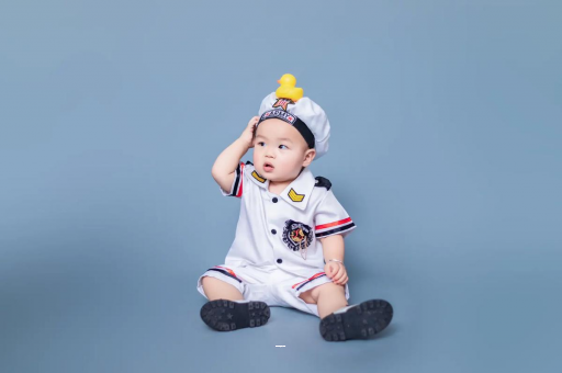 衡阳宝宝老摇头怎么回事